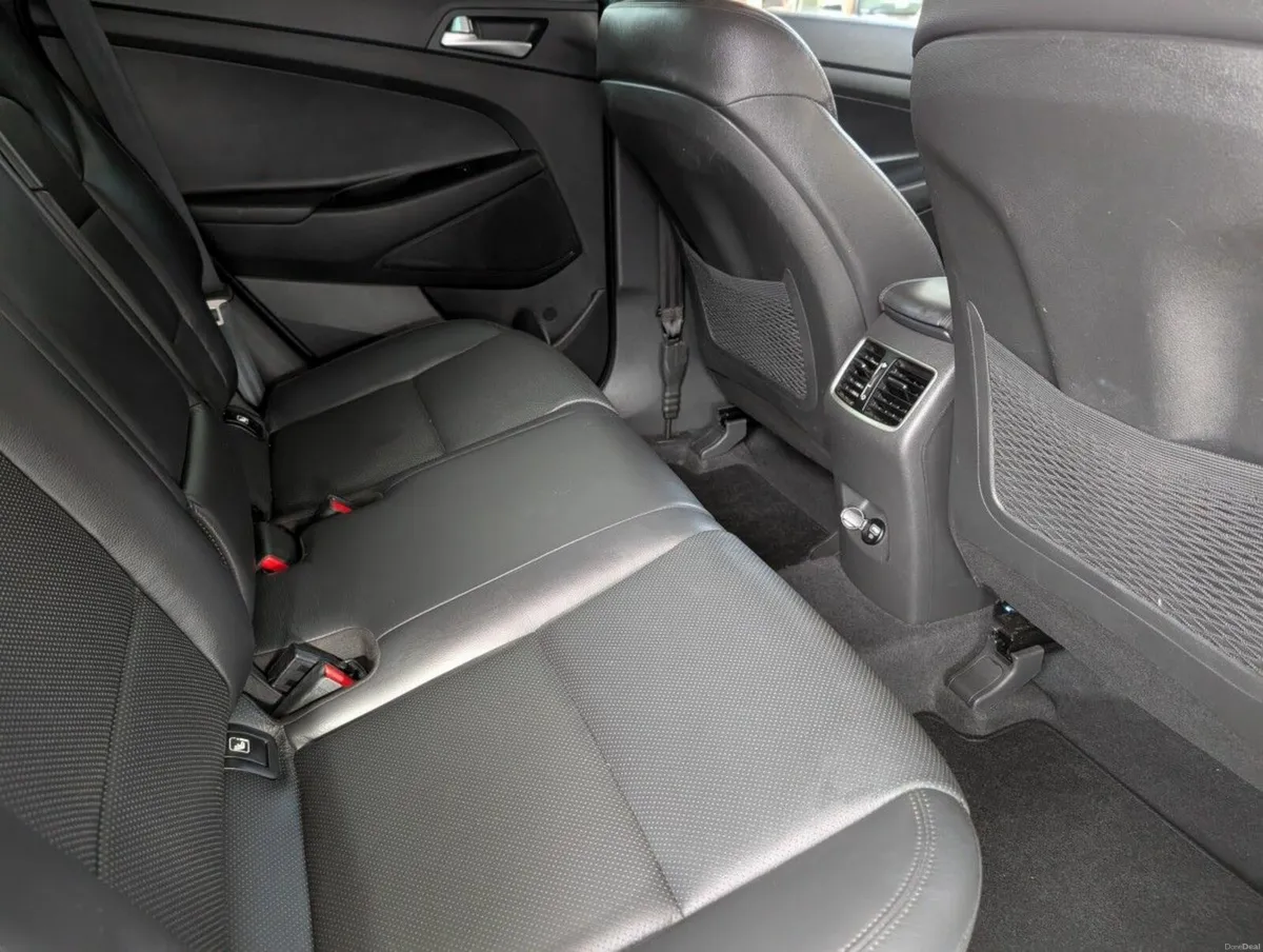 Hyundai Tucson Executive Plus - Image 6