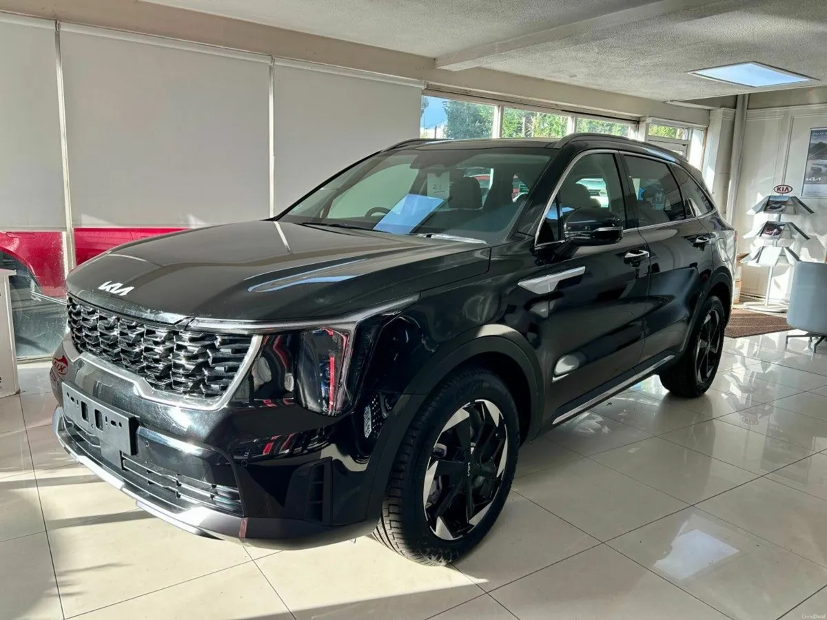 Kia Sorento PHEV 7 Seat - Image 1