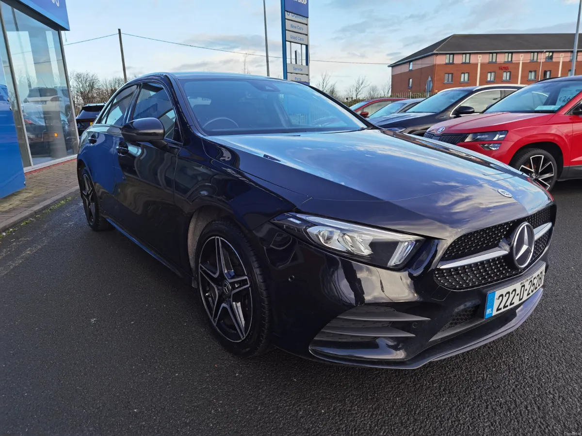 MERCEDES-BENZ A CLASS A250 E AMG LINE EXECUTIVE - Image 4