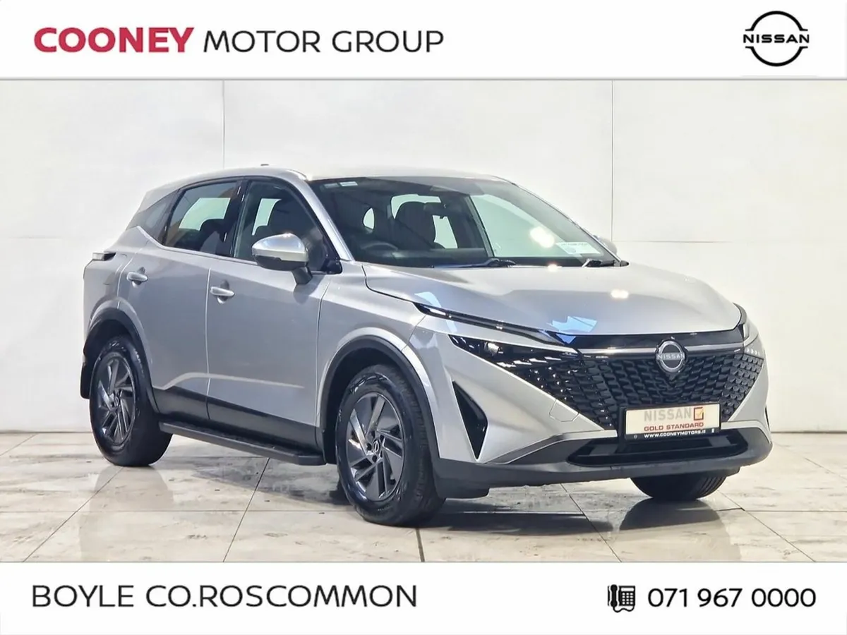 Nissan Qashqai 1.3 PET MILD HYBRID SV HEATED SEATS - Image 1