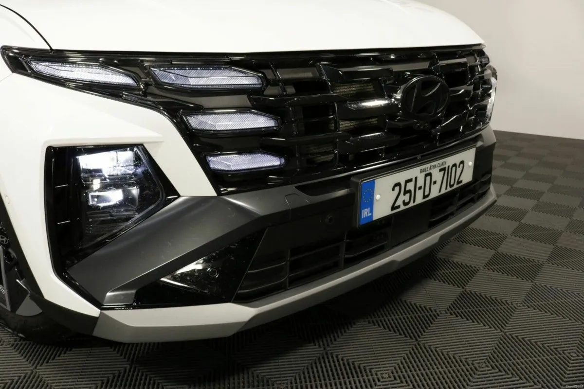 Hyundai Tucson EXECUTIVE PLUS 1.6L DIESEL SUV - Image 4