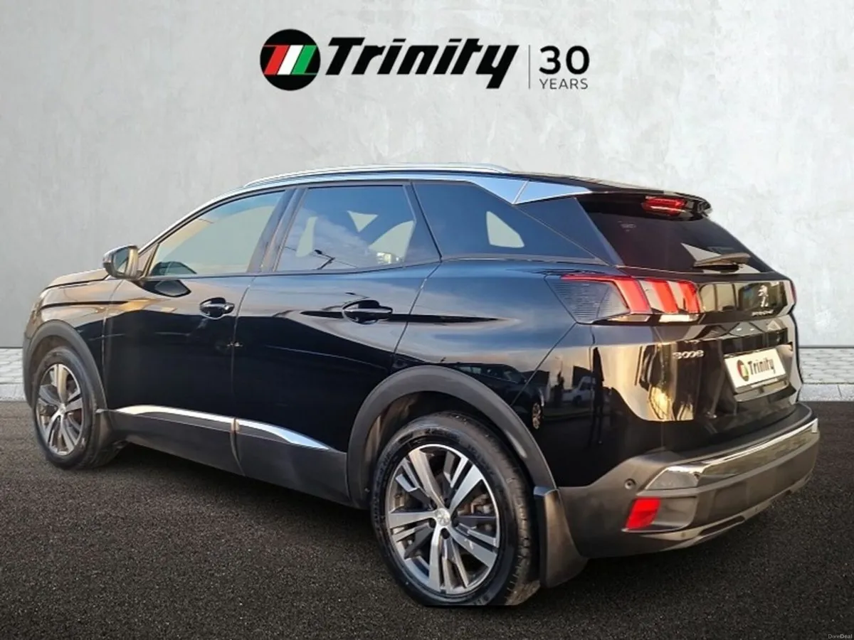 Peugeot 3008 ** TOUCH SCREEN DISPLAY ** ONE OWNER - Image 3