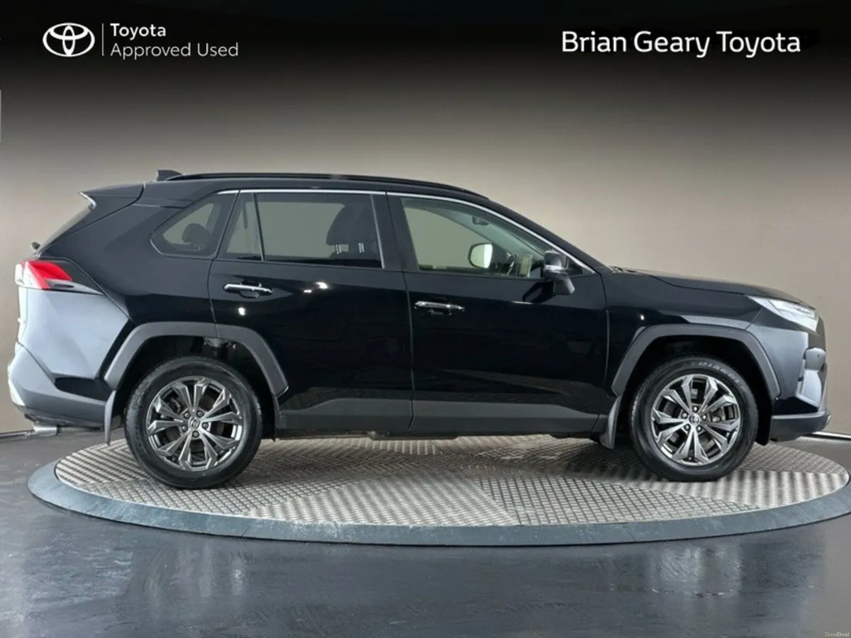 Toyota RAV4 PLATINUM Sunroof - Image 3