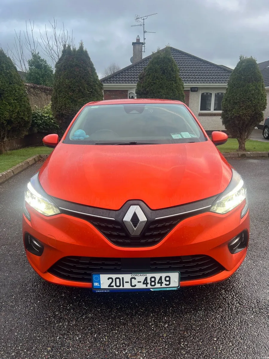 Renault Clio Orange - Image 3