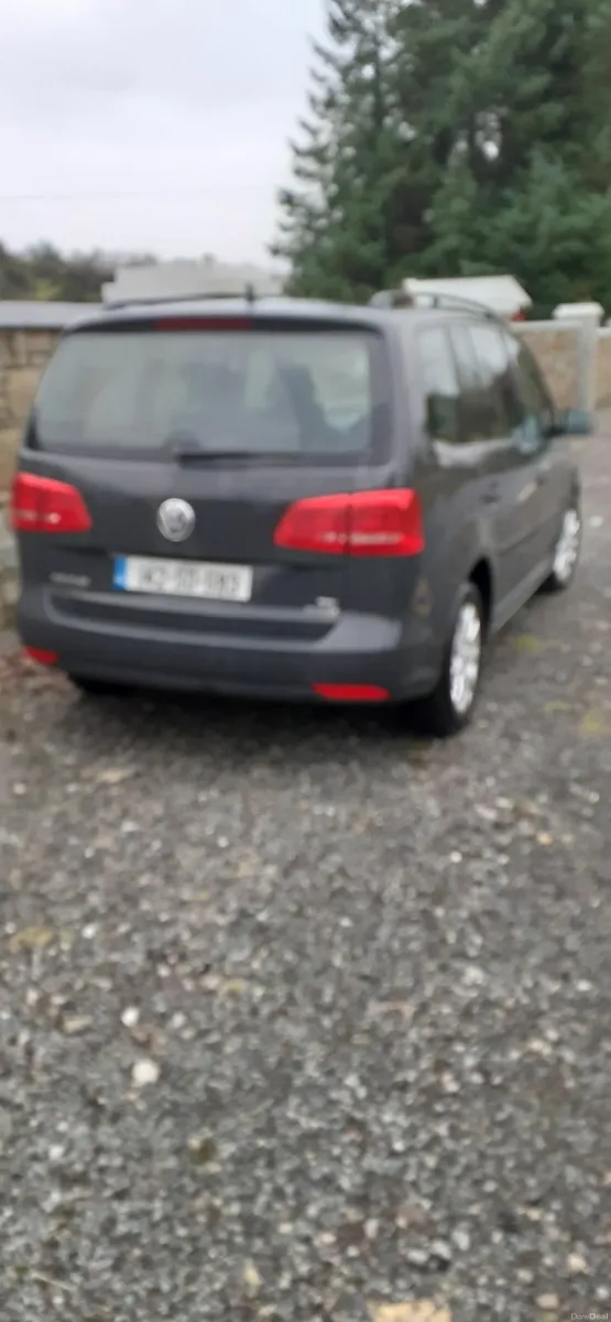 Volkswagen Touran 2014 - Image 3