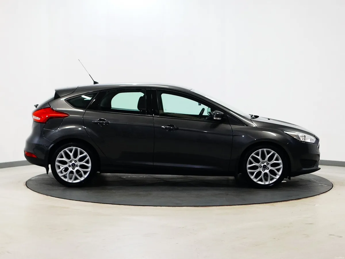 *105* 2016 Ford Focus 1.5TDCI STYLE - Image 3