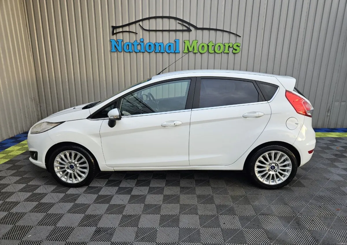2015 Ford Fiesta TITANIUM 1.0 Petrol - Image 6