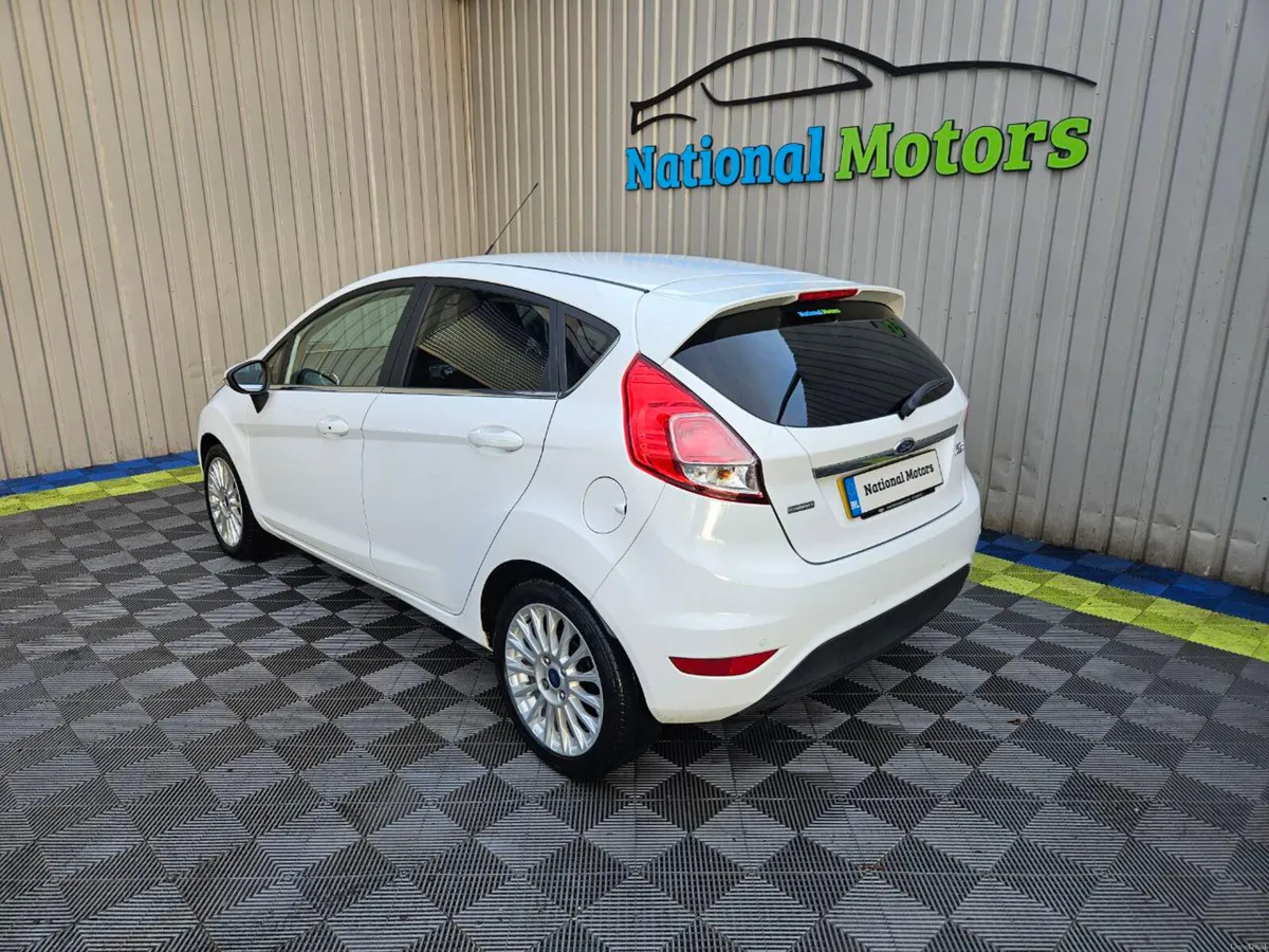 2015 Ford Fiesta TITANIUM 1.0 Petrol - Image 5
