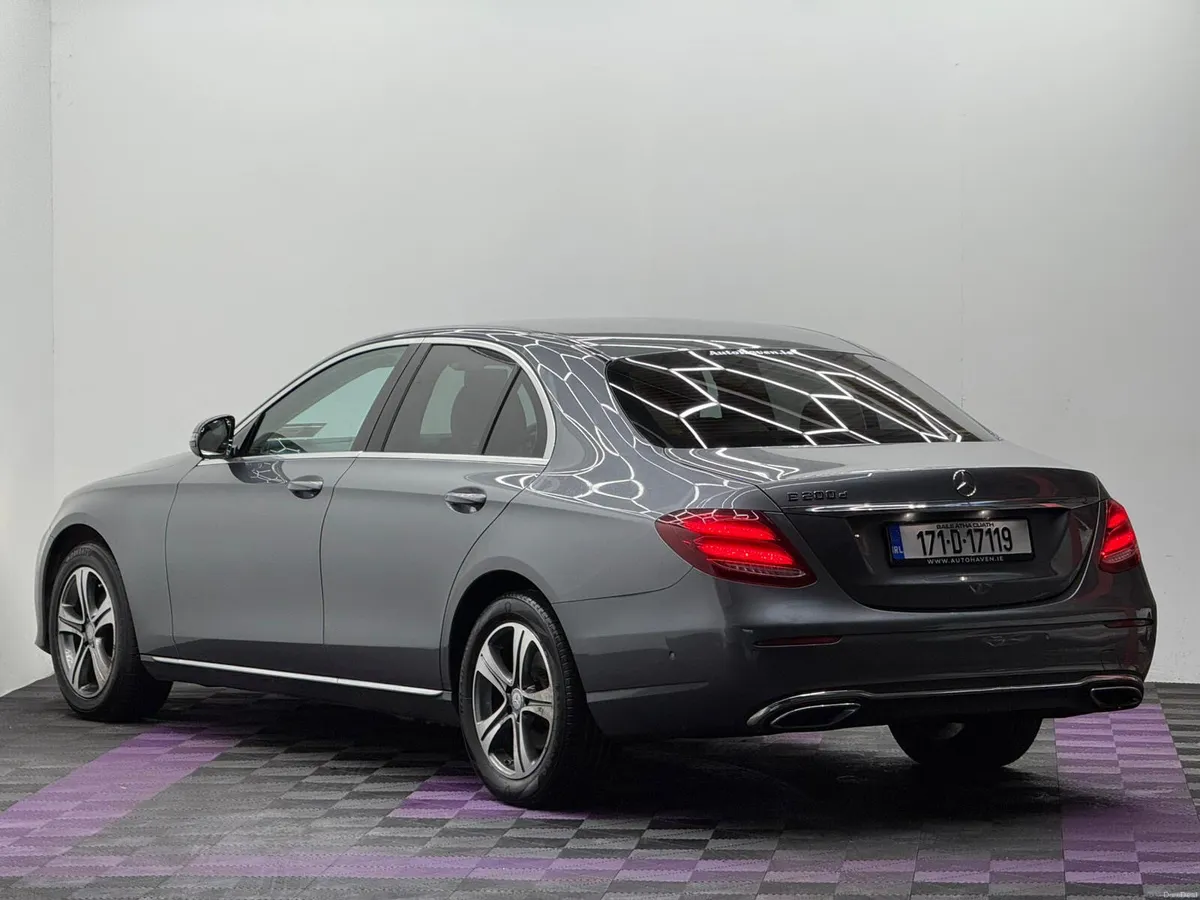 2017 Mercedes-Benz E-Class Avantgarde - Image 4