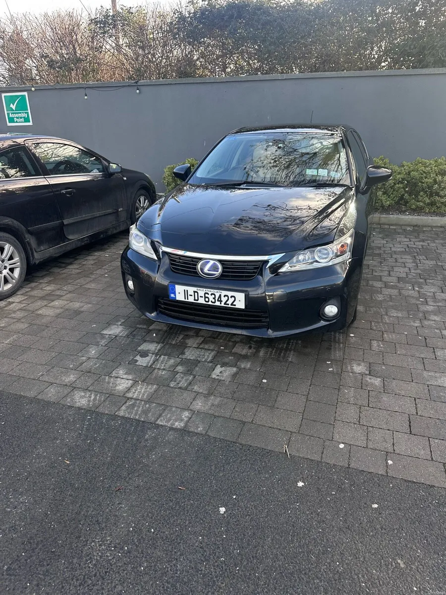 Lexus CT200h - Image 4