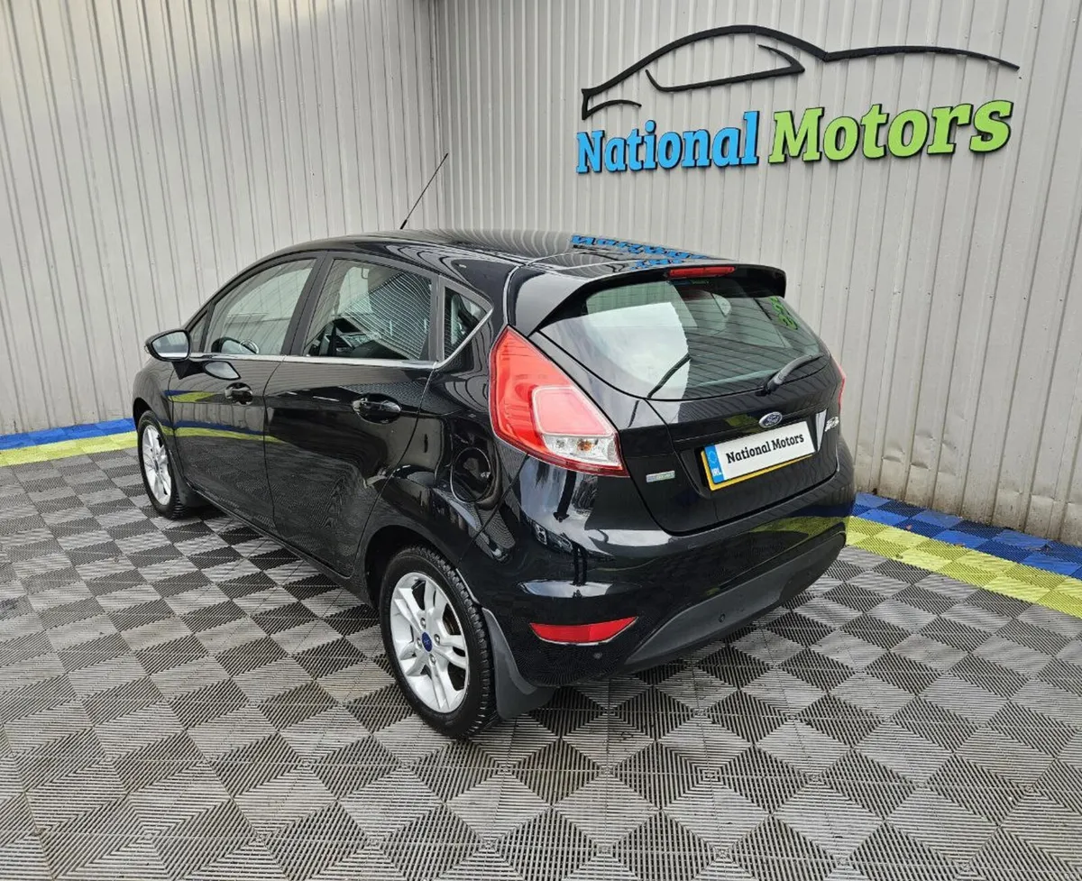 2017  Ford Fiesta 1.0 Petrol ZETEC - Image 5