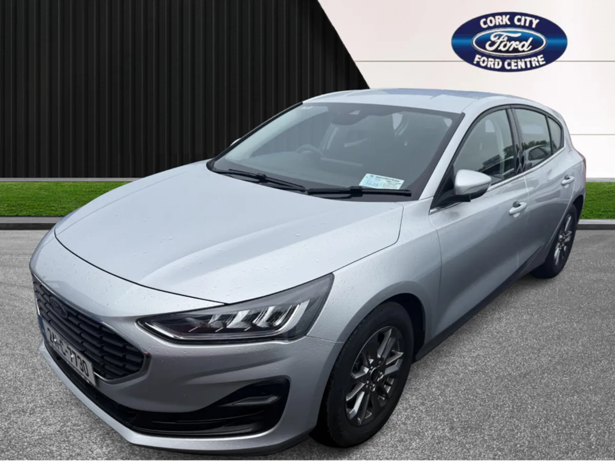 Ford Focus TITANIUM 1.0T 125 M6 4DR - Image 2