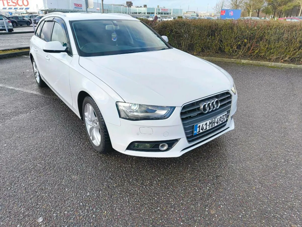 Audi A4 2.0l turbo quattro low mileage - Image 4