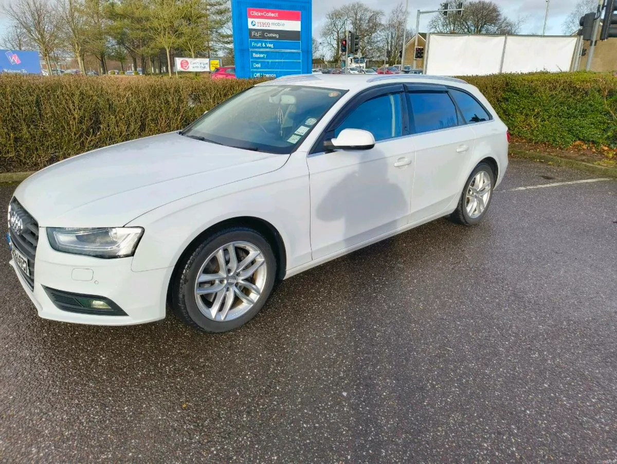 Audi A4 2.0l turbo quattro low mileage - Image 5