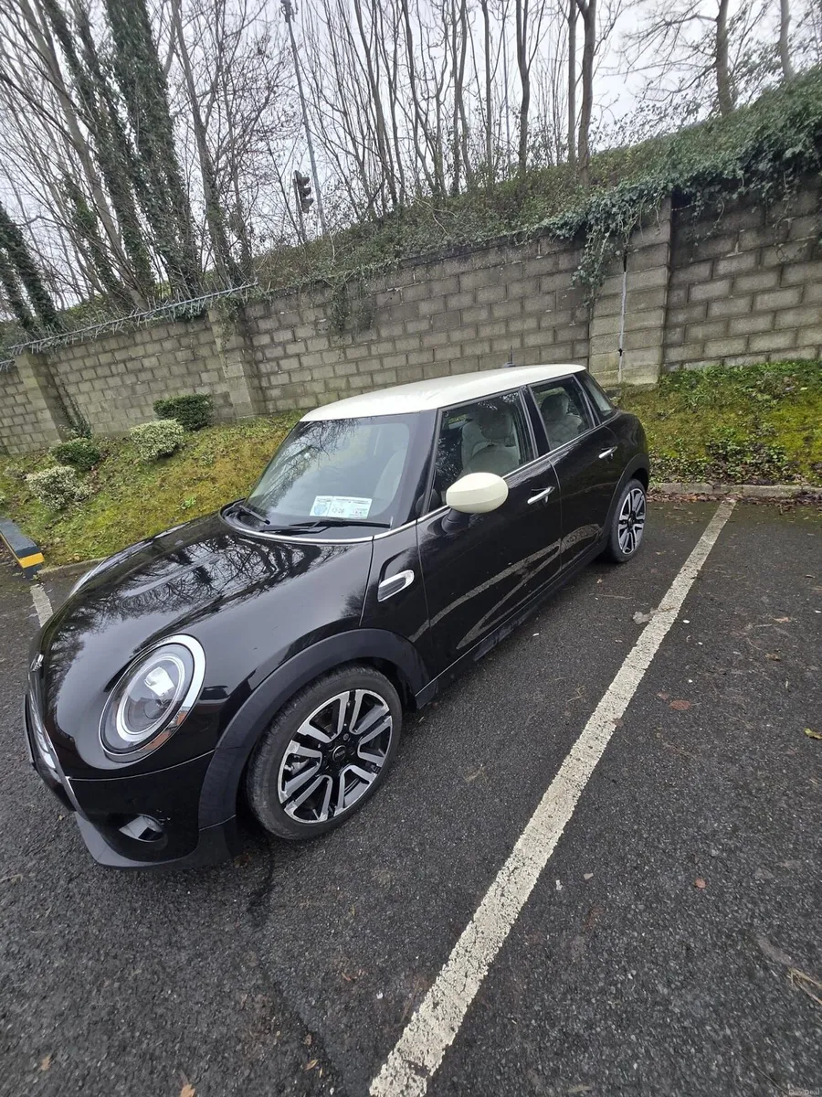 2020 Mini Cooper 1.5 petrol - Image 3