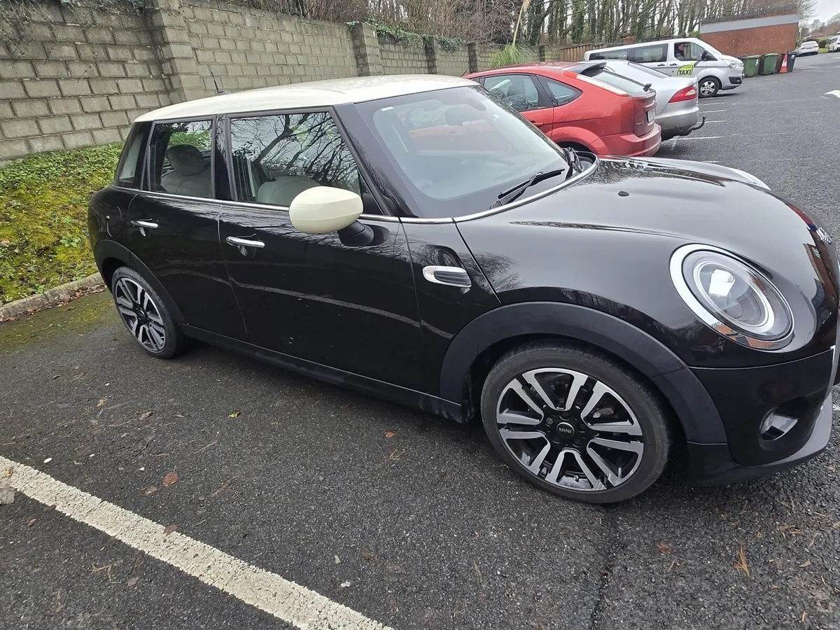 2020 Mini Cooper 1.5 petrol - Image 2