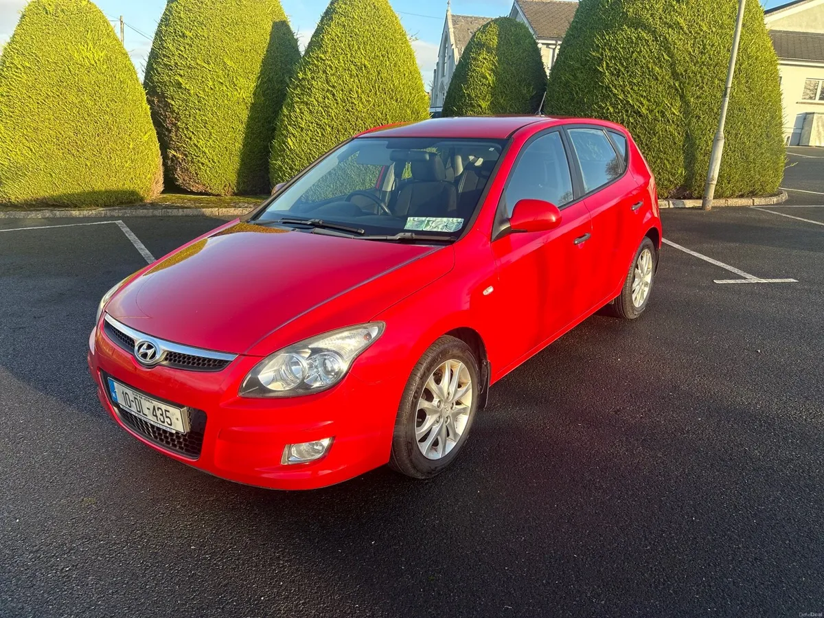 Hyundai i30 2010 - Image 1
