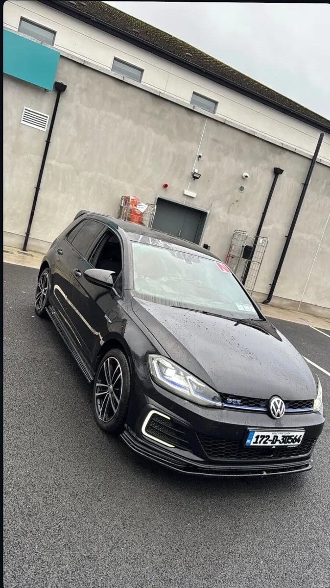 Volkswagen Golf GTE 2017 - Image 1