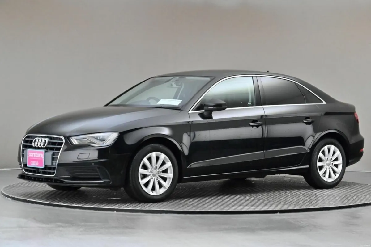 Audi A3 1.4 TFSI S-TRONIC 5DR **FULL LEATHER**PARK - Image 4