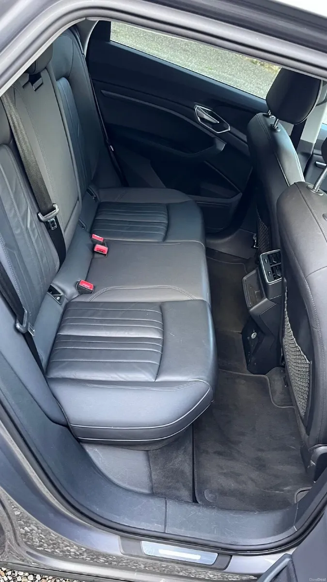 ANOTHER PRICE DROP Audi e-tron 2020 - Image 4