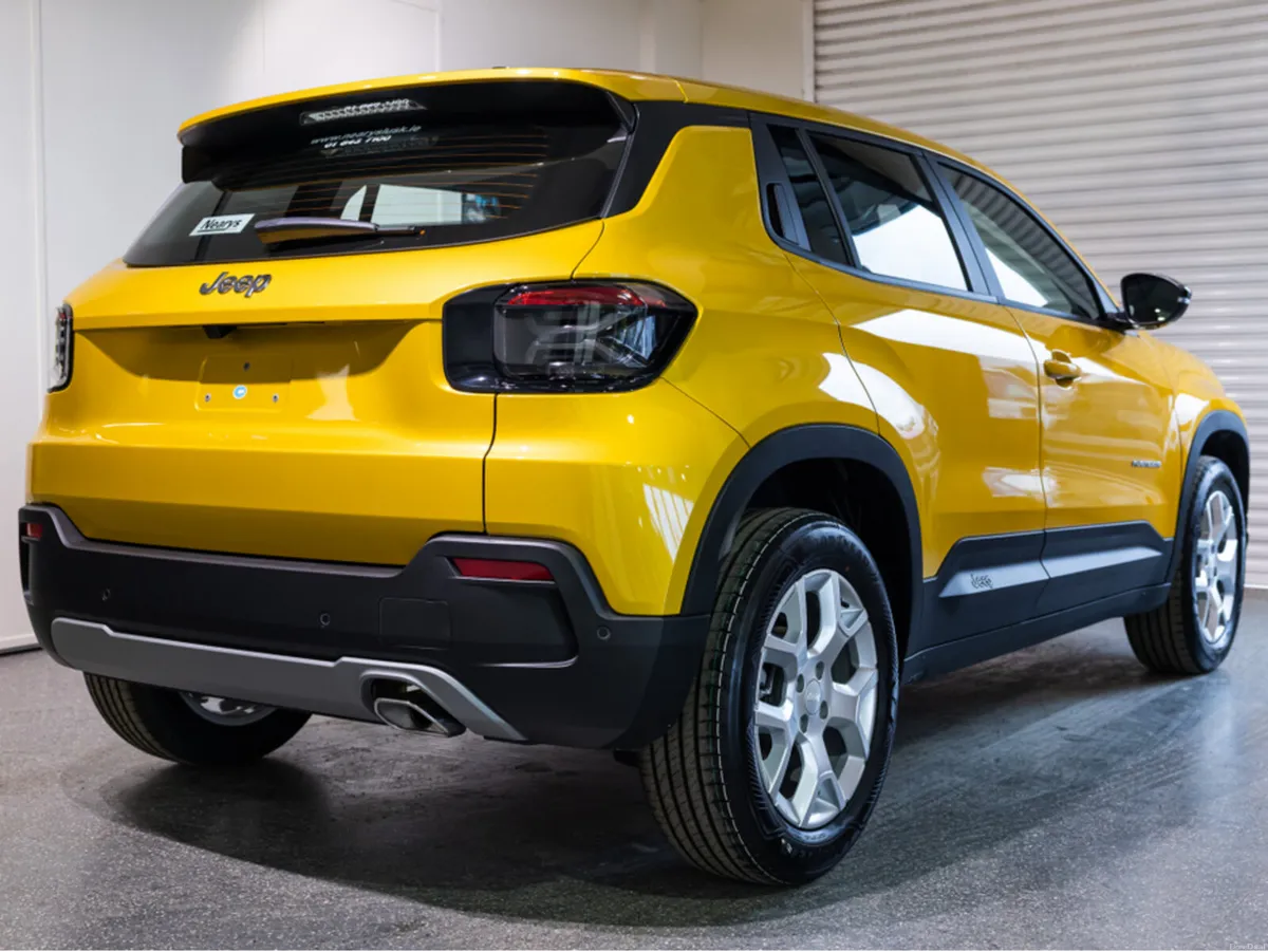 Jeep Avenger HYBRID ALTITUDE 1.2 AT - Image 4