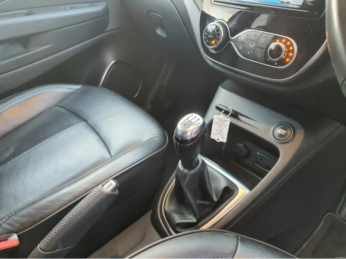 Renault Captur 0.9 TCE GT LINE 90PS 5DR (NCT 01/27 - Image 6