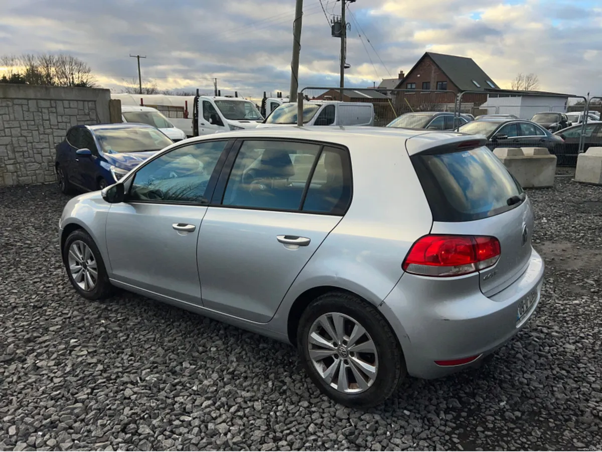 Volkswagen Golf 1.4 TSI S 120BHP DSG 5DR - Image 3