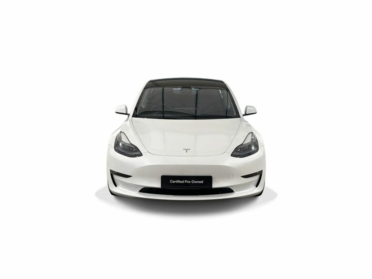 Tesla Model 3 Model 3 Performance - Image 2