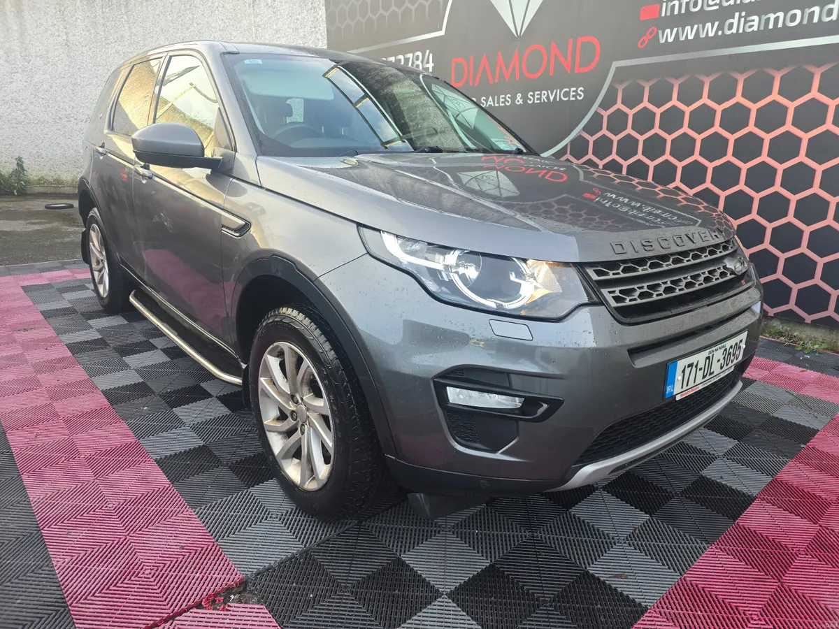 2017 LANDROVER DISCOVERY 7SEAT AUTO 4WD - Image 1