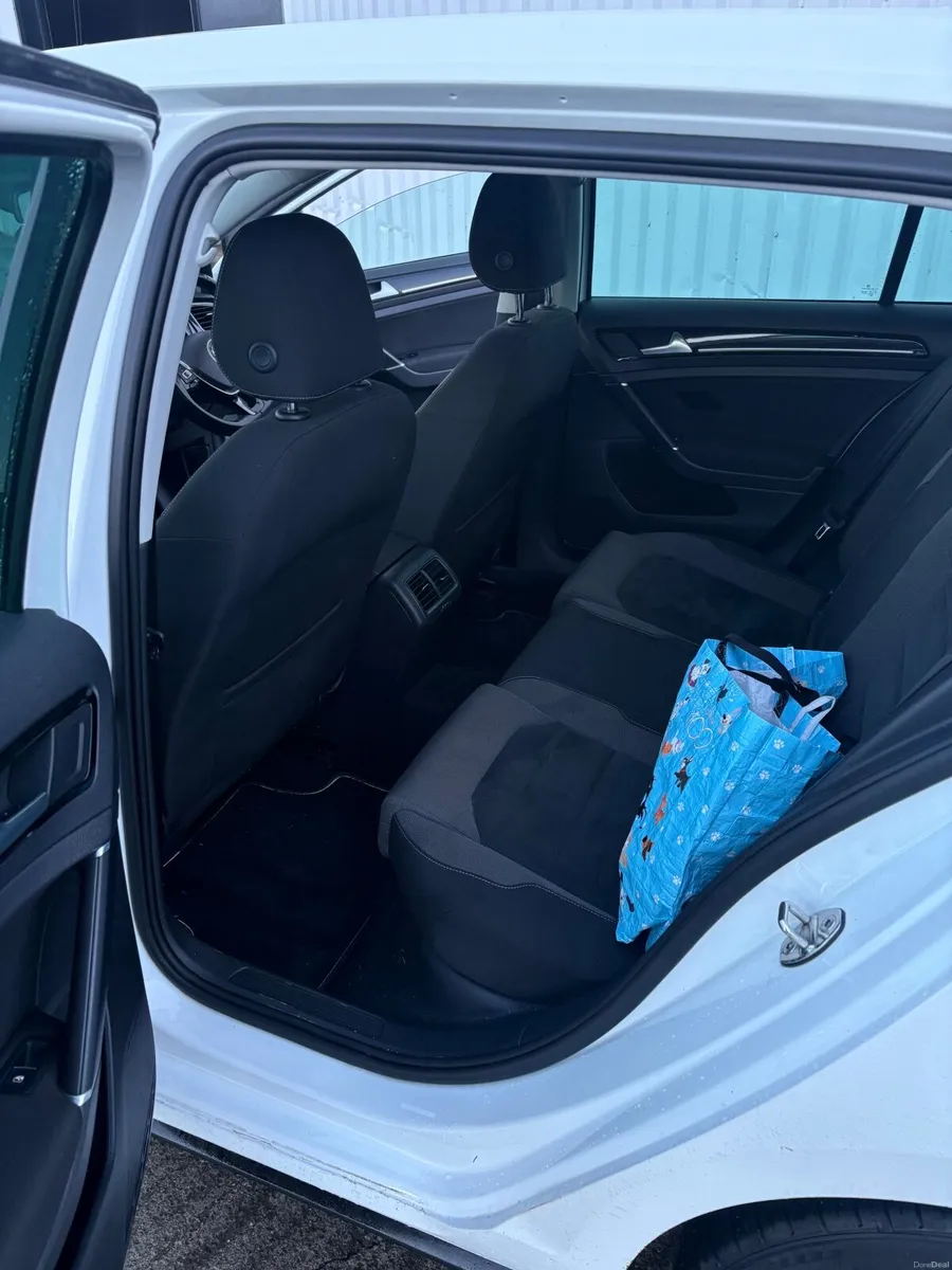 2019 Volkswagen Golf 1.5 R Line - Image 4