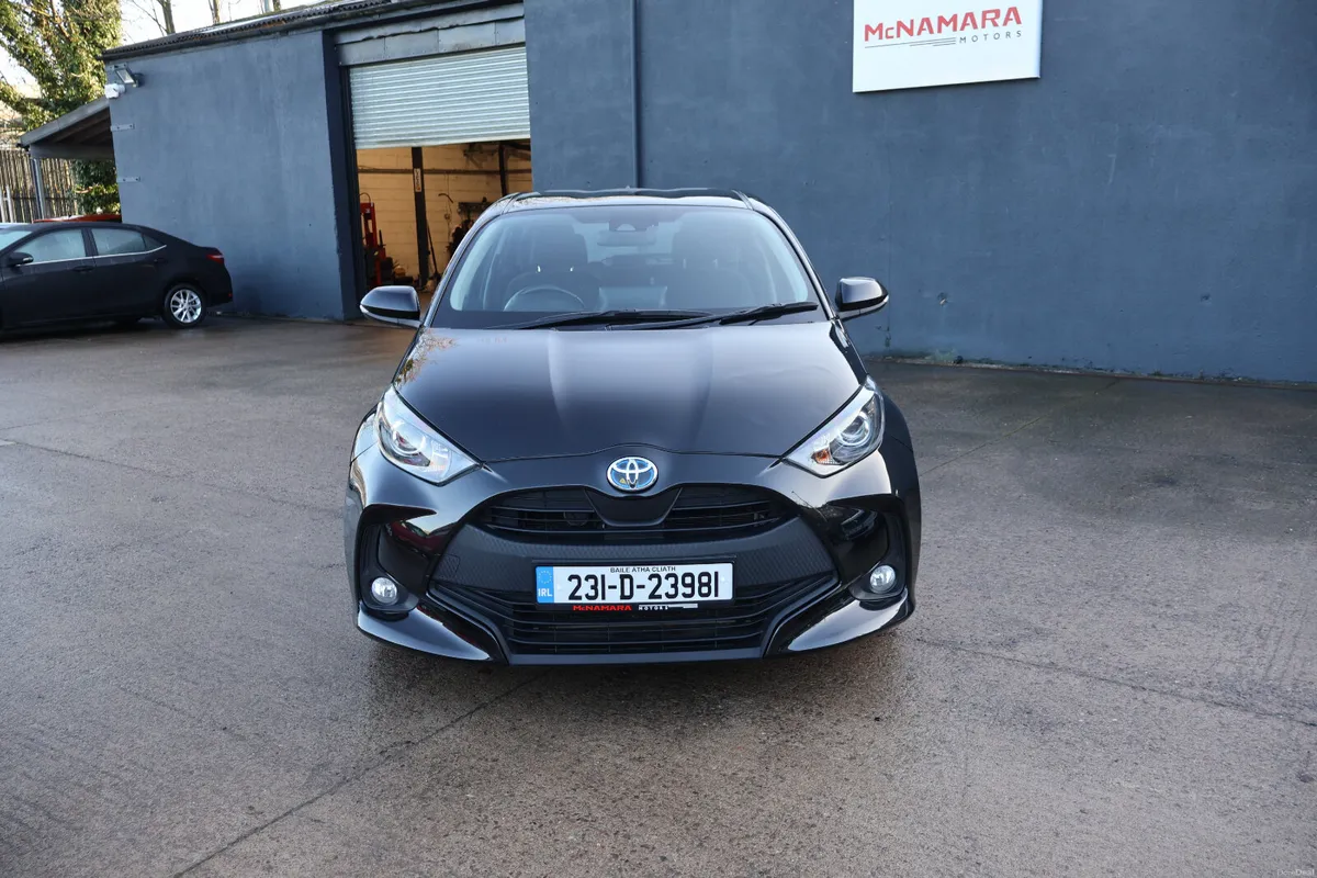 Toyota Yaris Hybrid Luna Auto 12 months Warranty - Image 4