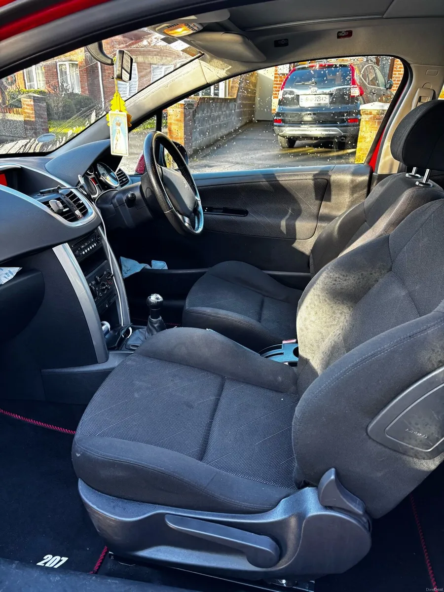 Peugeot 207, 1.4l - Image 4