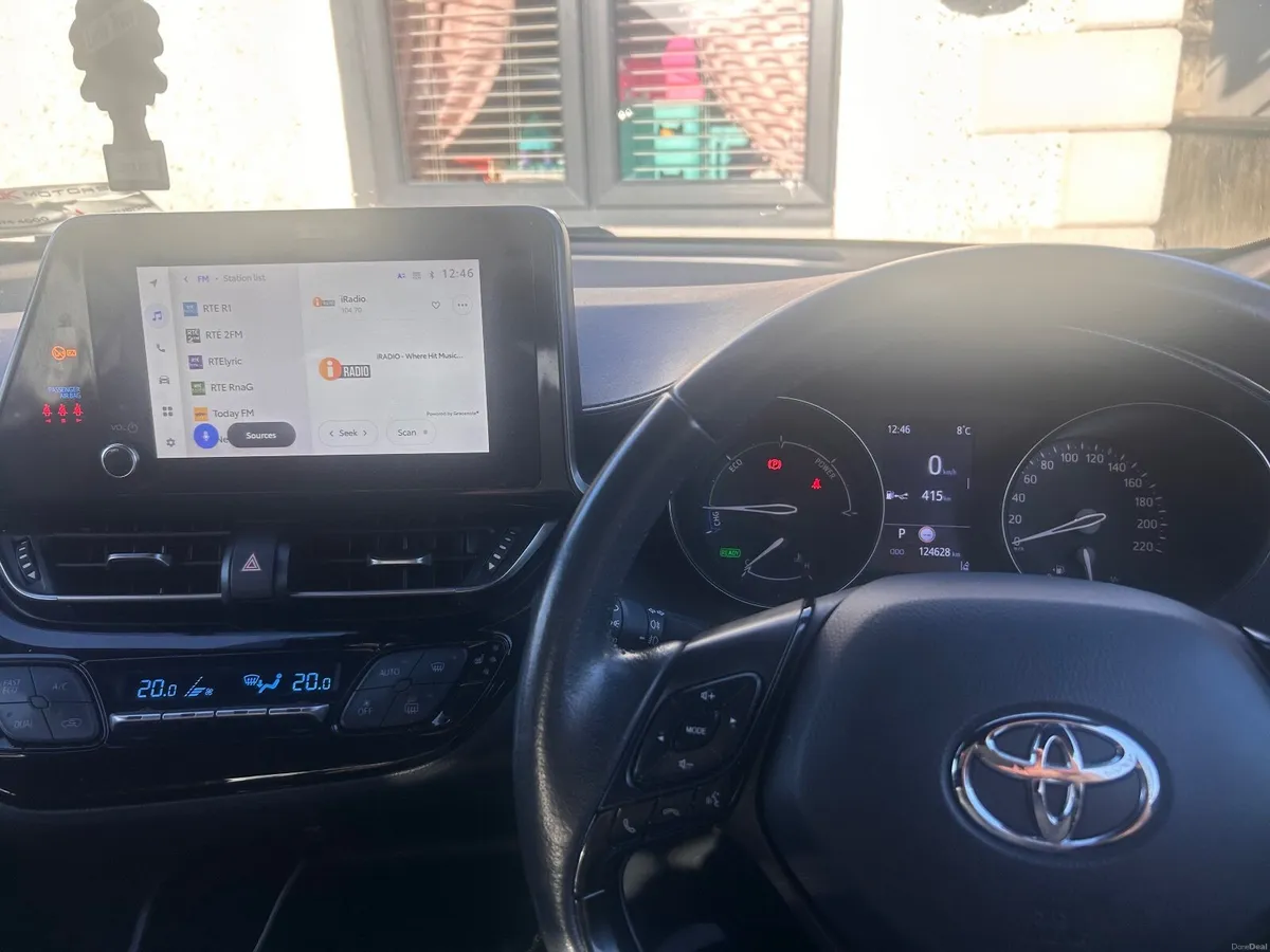 Toyota C-HR 2022 - Image 4