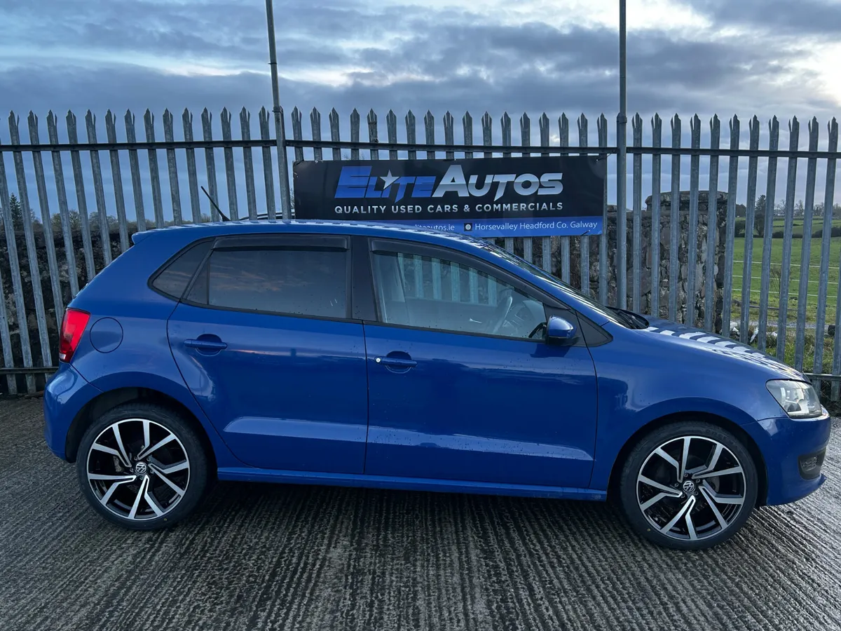 Volkswagen Polo TSI Automatic 2013 - Image 2