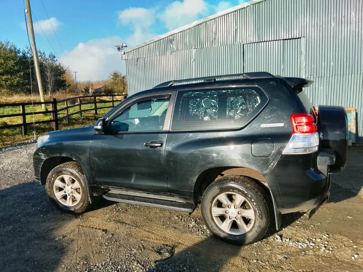 Toyota land cruiser 60th anniversary - Image 4