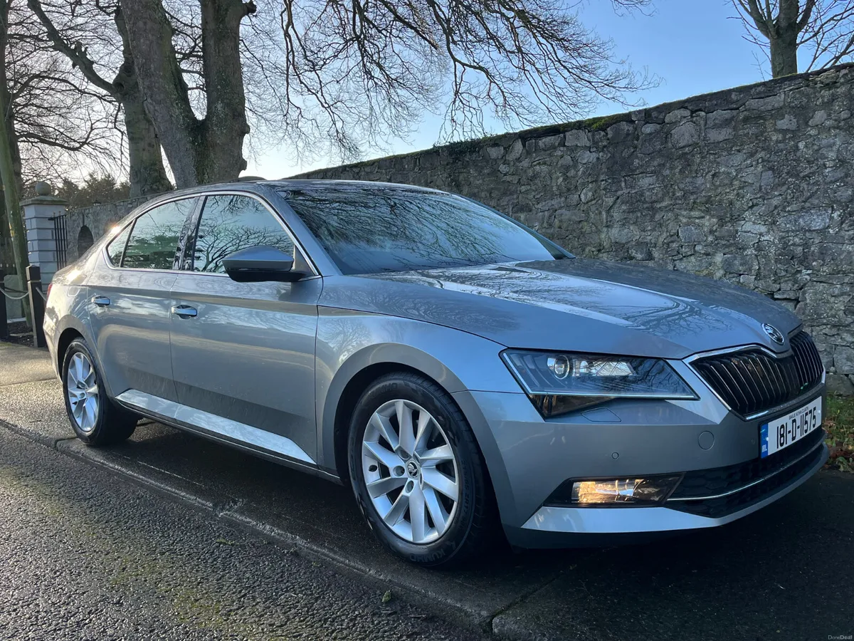 SKODA SUPERB 1.6 TDI STYLE 147 BHP - Image 2