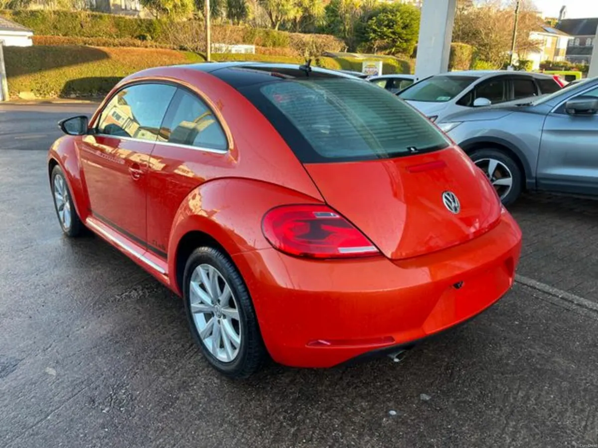 Volkswagen Beetle Club 1.2 tsi automatic - Image 4