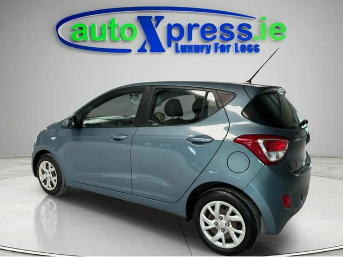 Hyundai i10 1.2 Manual - Image 3