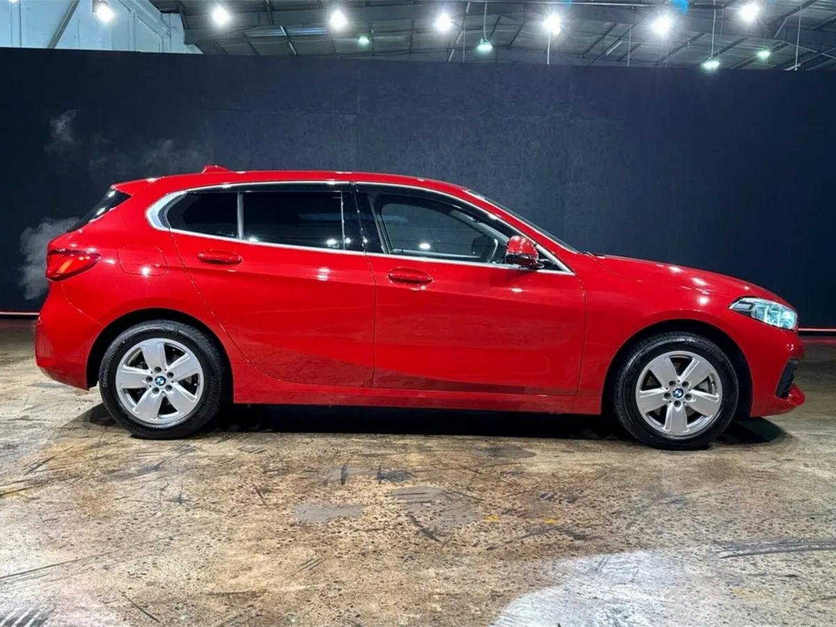 BMW 1-Series FACTORY ALLOYS - BLACK TRIM - ELECTRI - Image 3