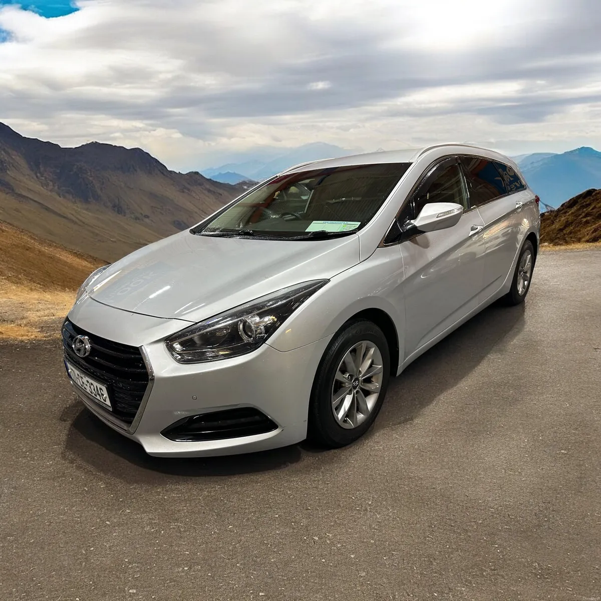 2017 Hyundai i40 Comfort 1.7 Diesel Estate - Image 1