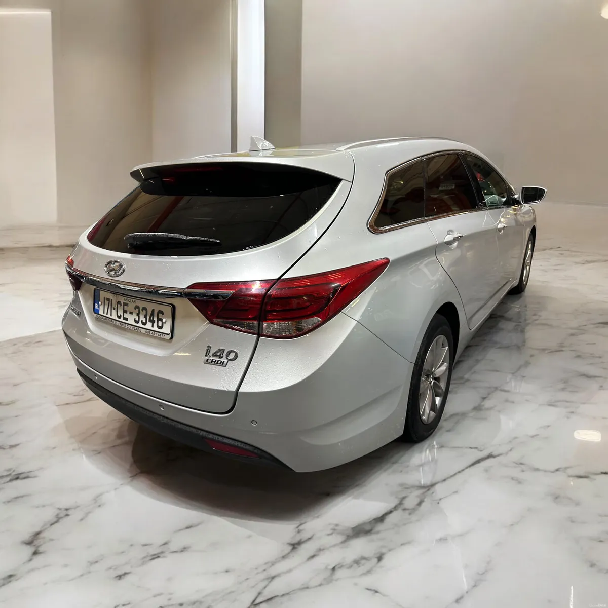 2017 Hyundai i40 Comfort 1.7 Diesel Estate - Image 2