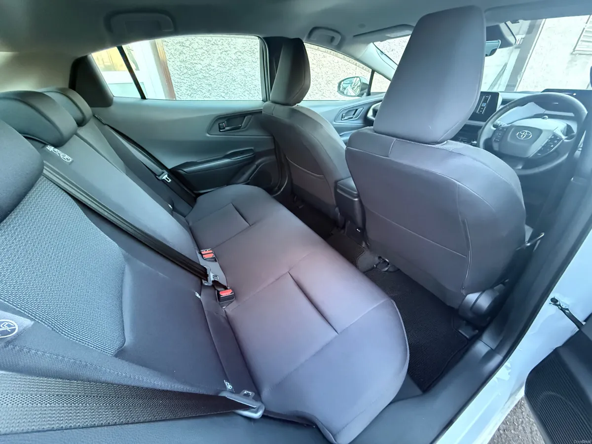 Toyota Prius - Image 3