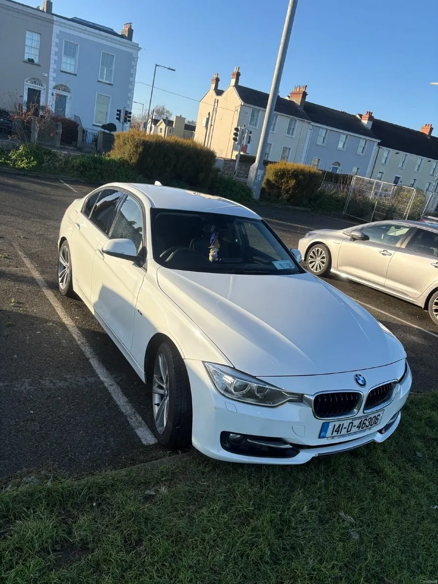 BMW 3-Series 2014 - Image 2