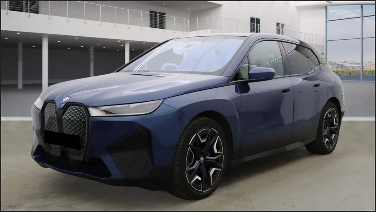 2022 BMW iX  XDRIVE40 M SPORT // PANORAMIC ROOF - Image 1