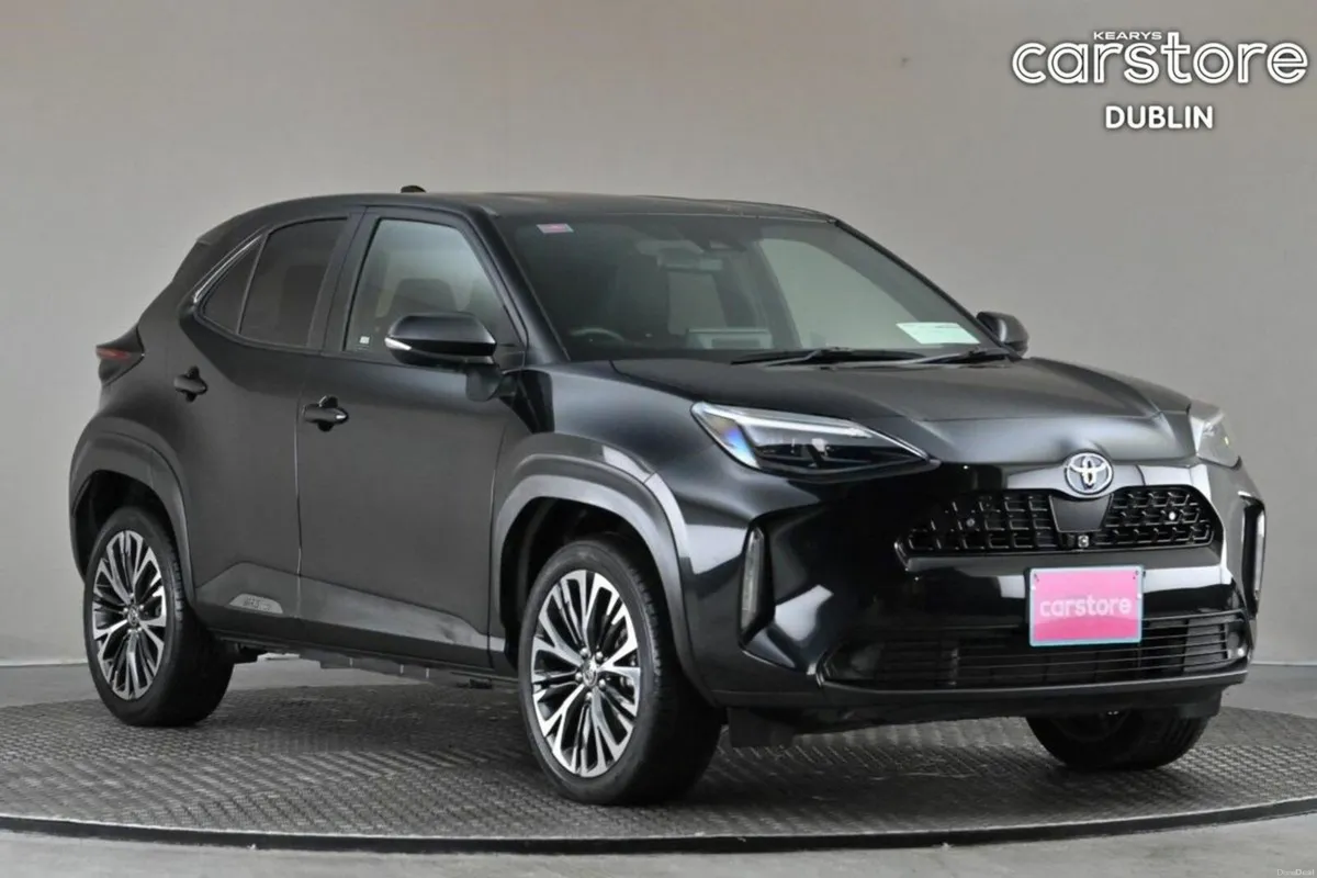 Toyota Yaris Cross 1.5 HYBRID **360 CAMERA**HALF L - Image 1