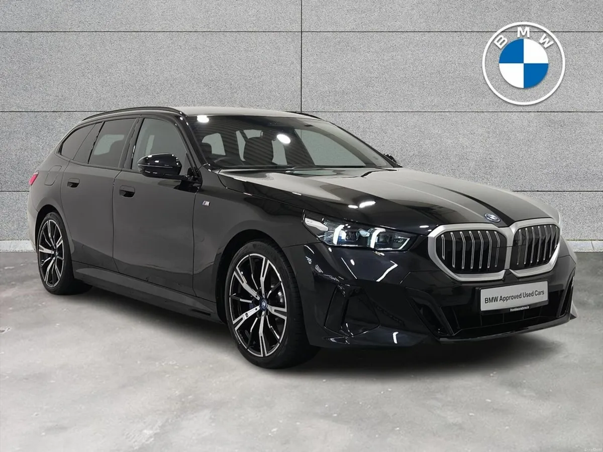 BMW 5-Series 530 E M Sport Auto  530 e M Sport  53 - Image 1