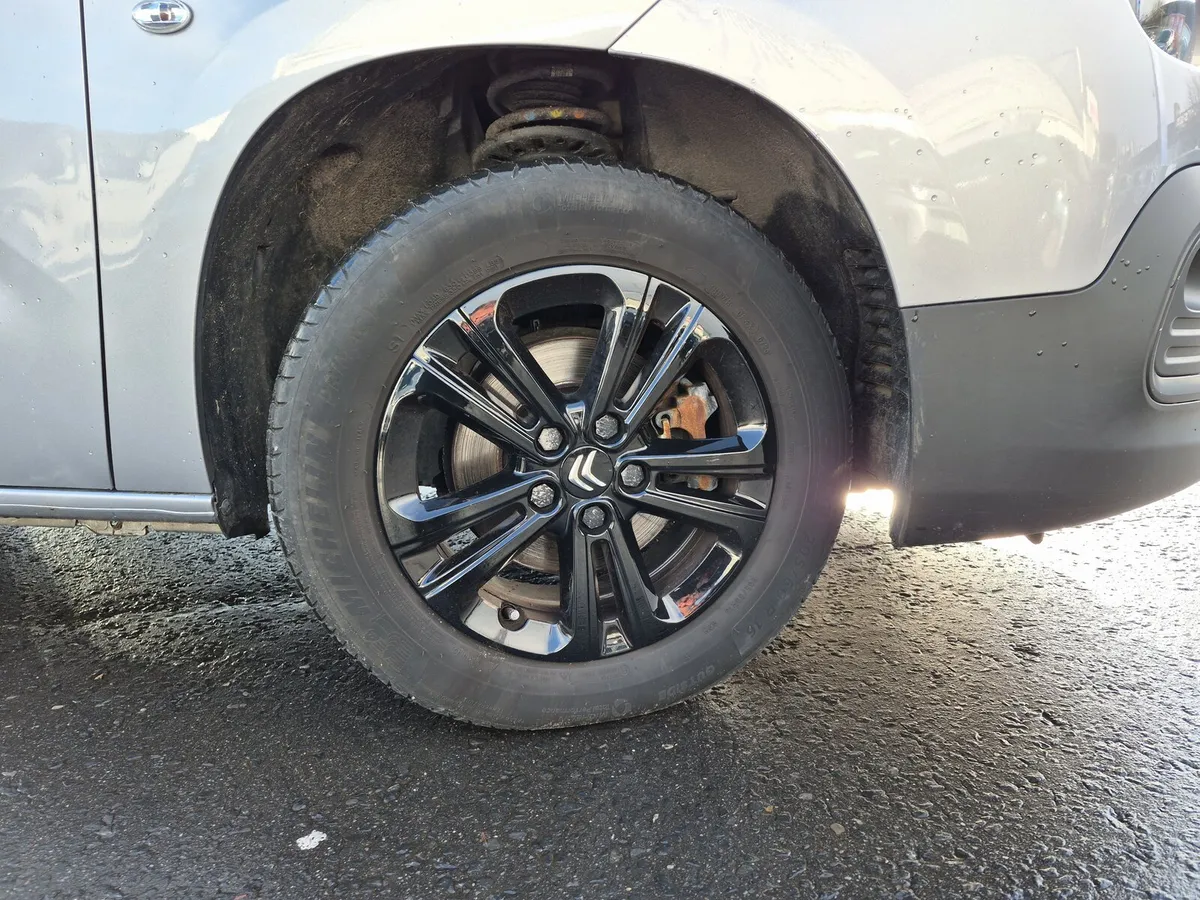 Citroen Berlingo Wheelchair Access Taxi Spec - Image 5