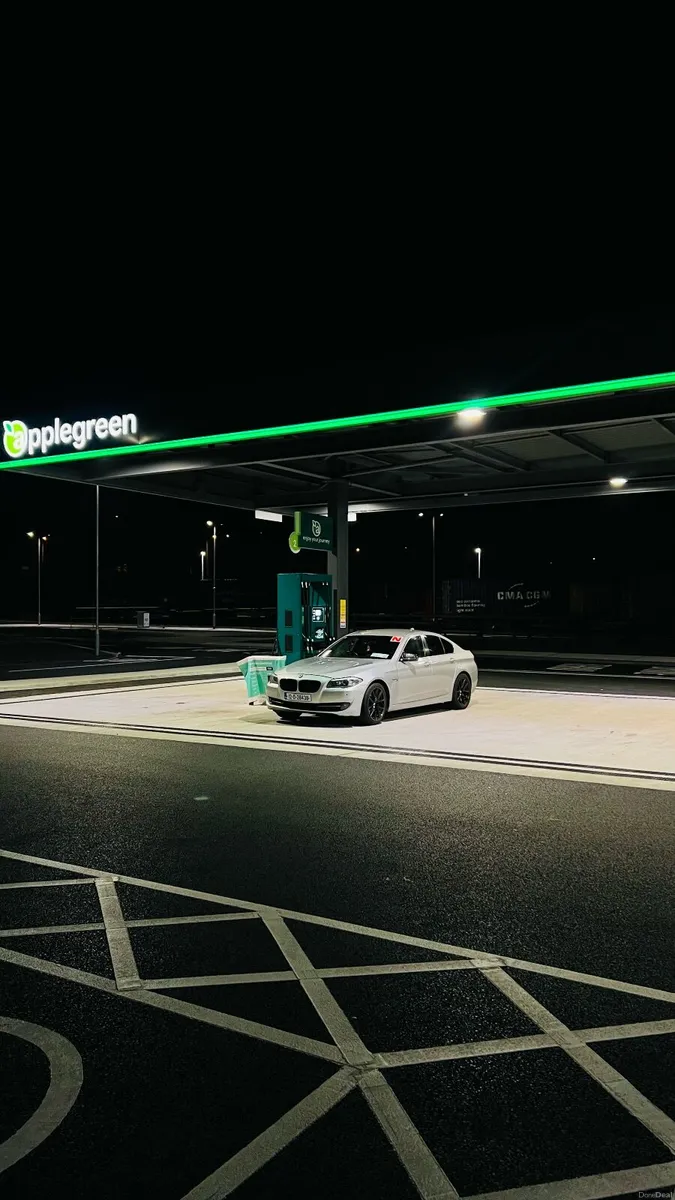 BMW 5-Series 2012 - Image 3