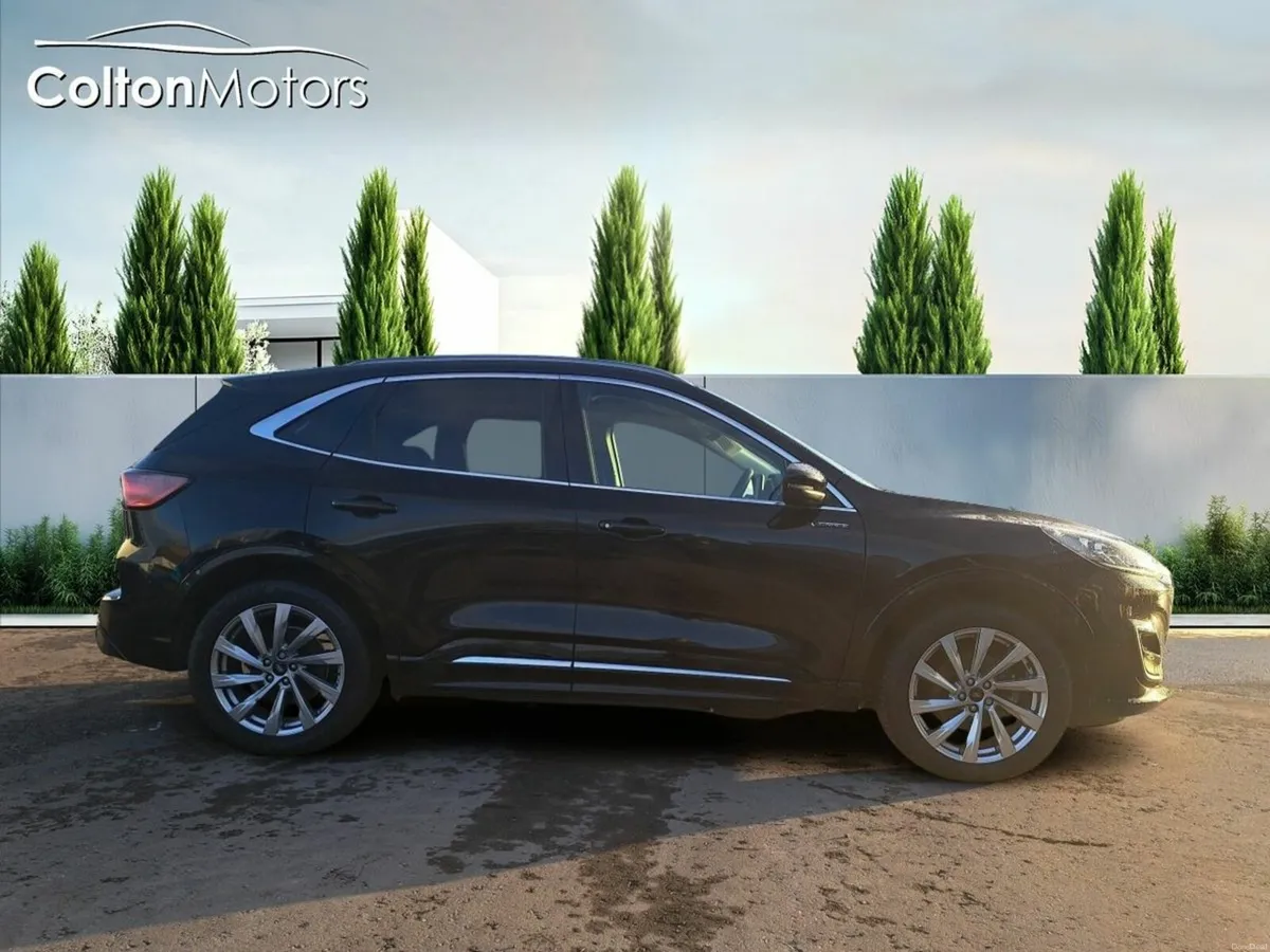 Ford Kuga Plug in Hybrid // Vignale Auto - Image 4