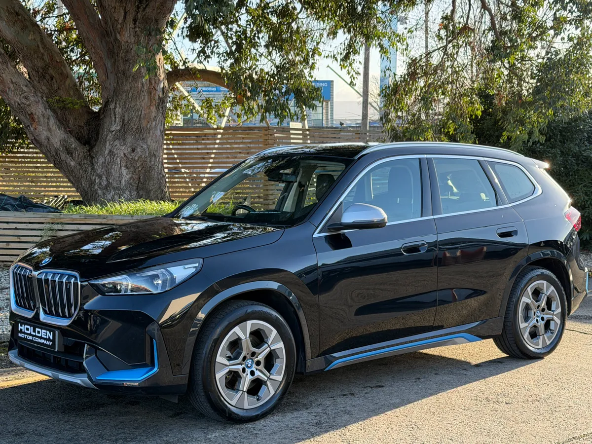 2023 BMW iX1..XDRIVE..HEAD UP DISPLAY - Image 3
